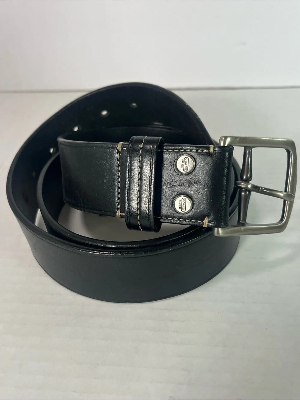 Coach Men's Black Leather Belt with Silver-Tone Buckle - Picture 1 of 7